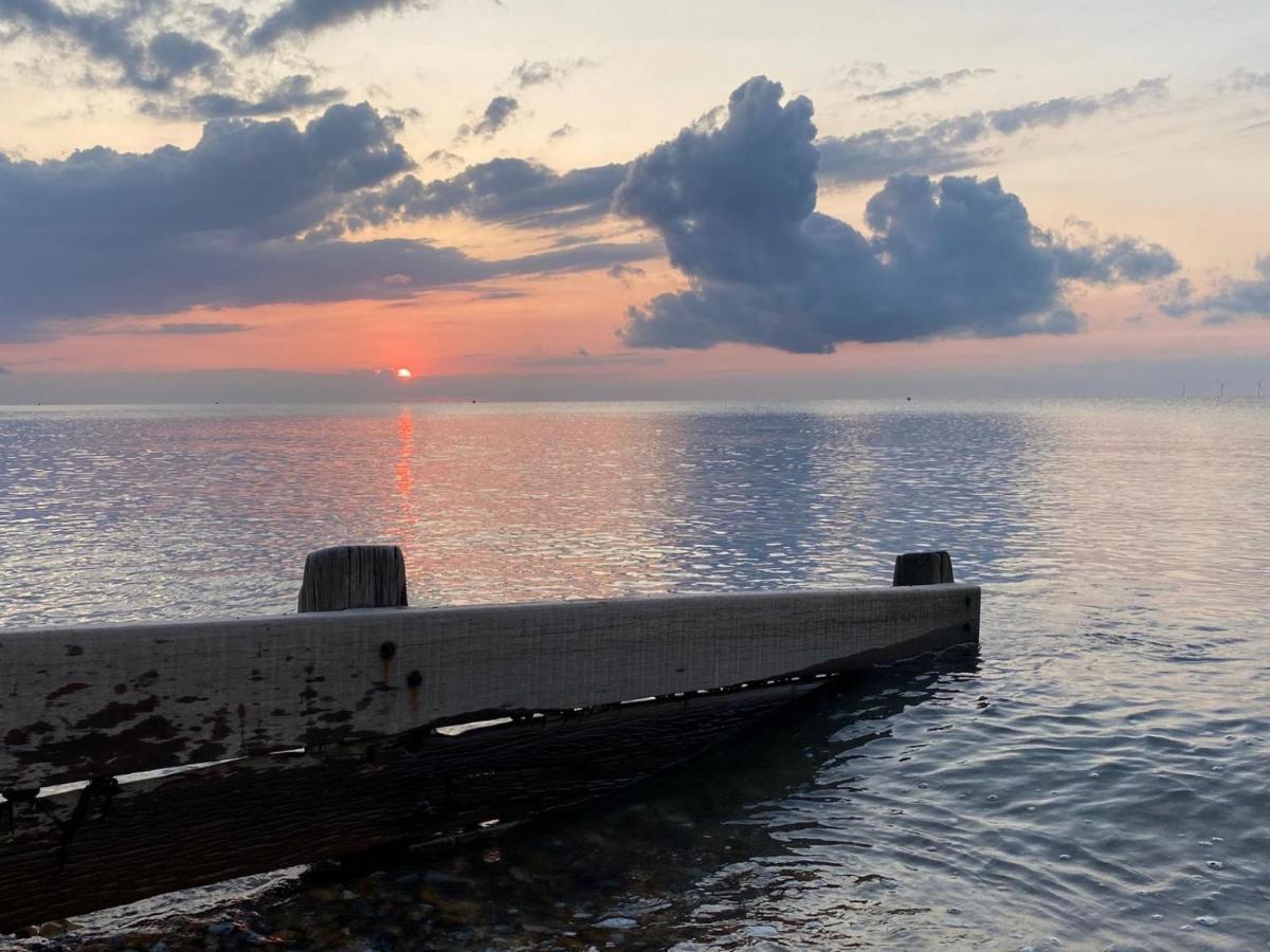 Once Upon A Tide Apartment Herne Bay Ngoại thất bức ảnh